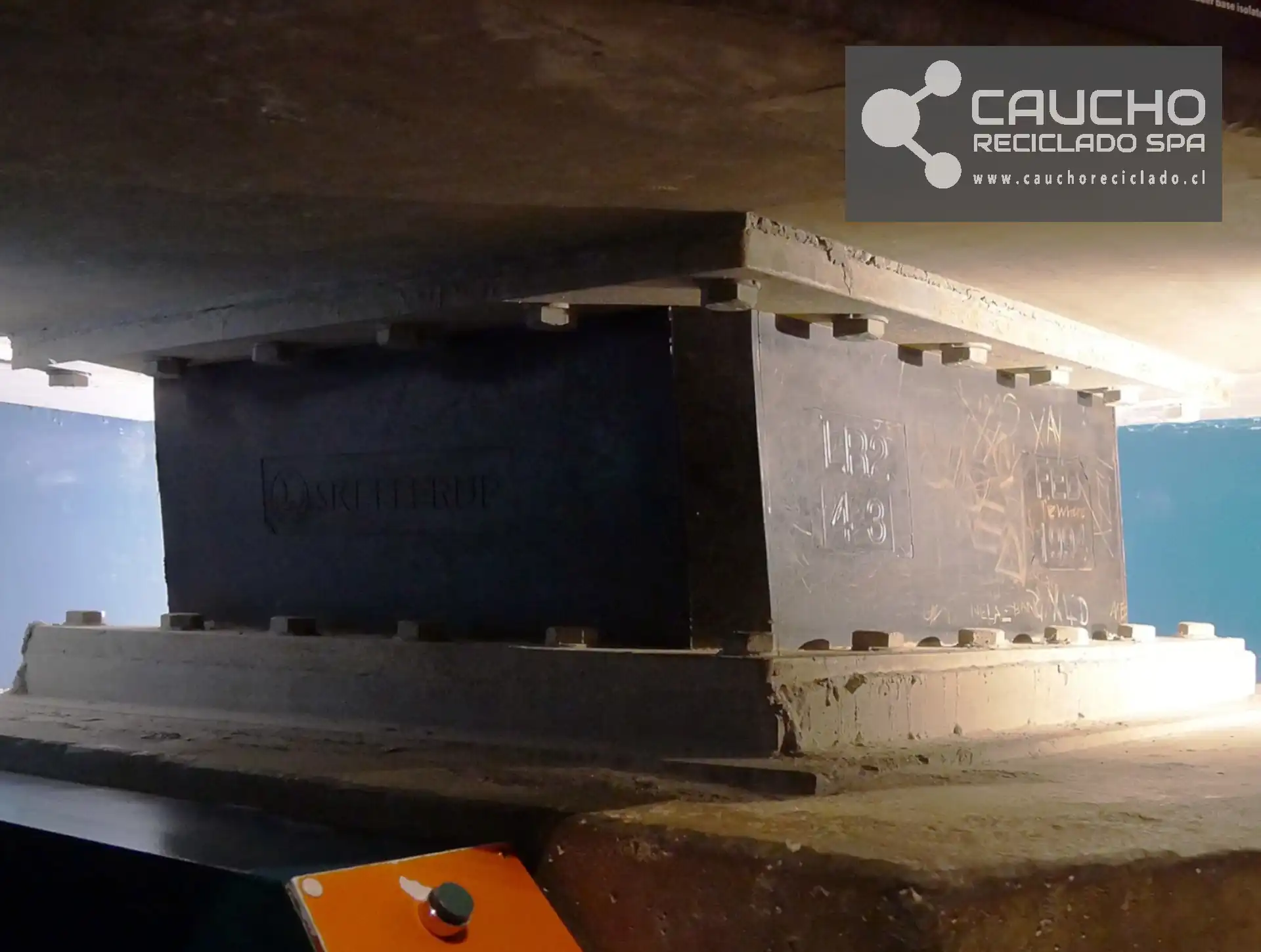 Ladrillos de Caucho Reciclado: Construcción Antisísmica Sostenible