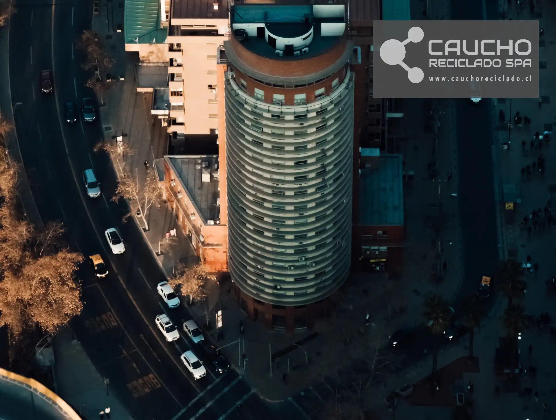 Molido de Caucho para Mezcla de Asfalto: Innovación Sostenible en Pavimentación
