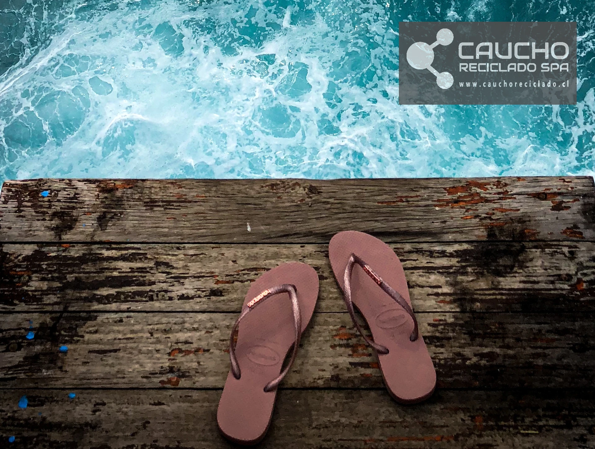 Sandalias Ecológicas Flip-Flop: Innovación Sostenible con Neumáticos Reciclados